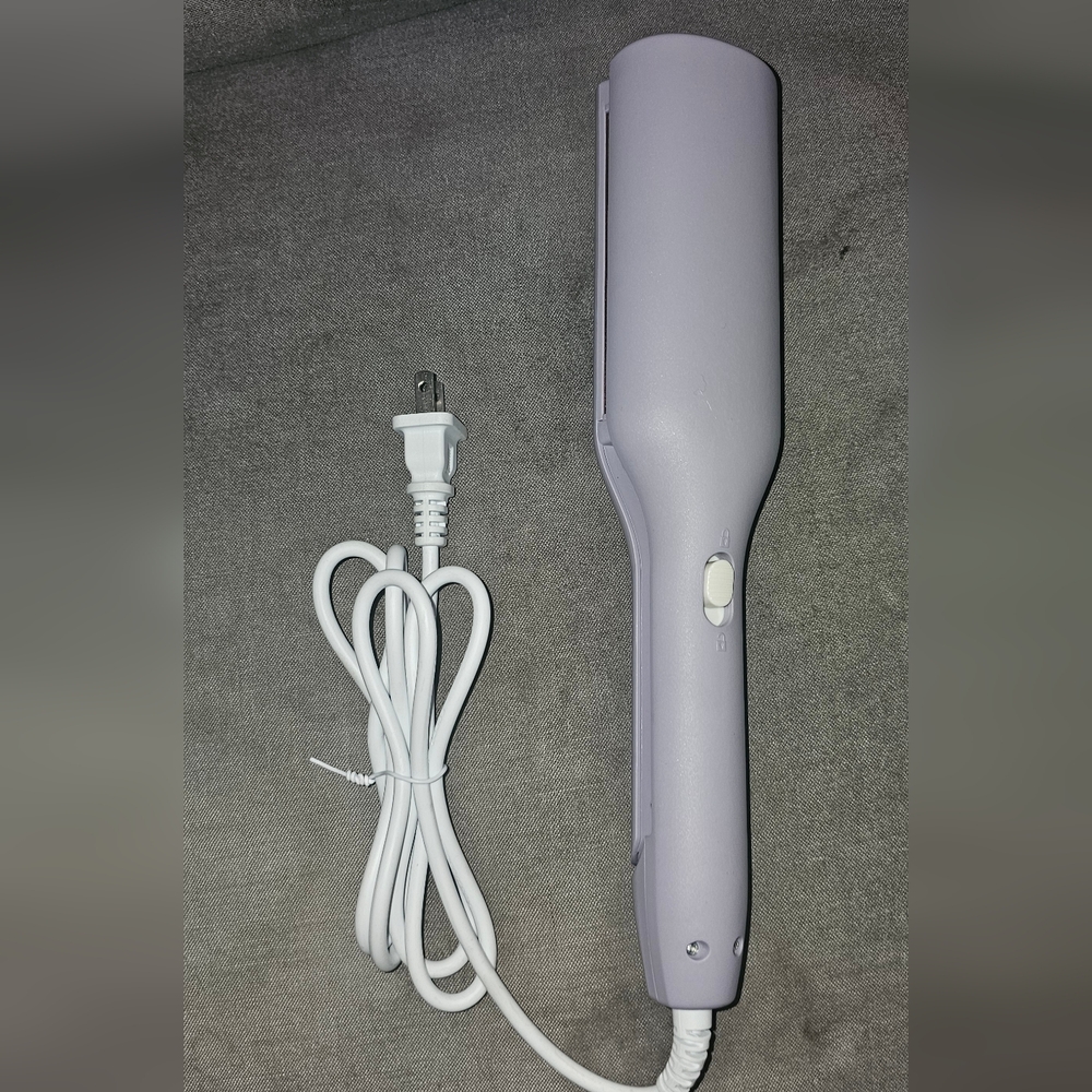 NWOT PURPLE WAVE HAIR CURLER